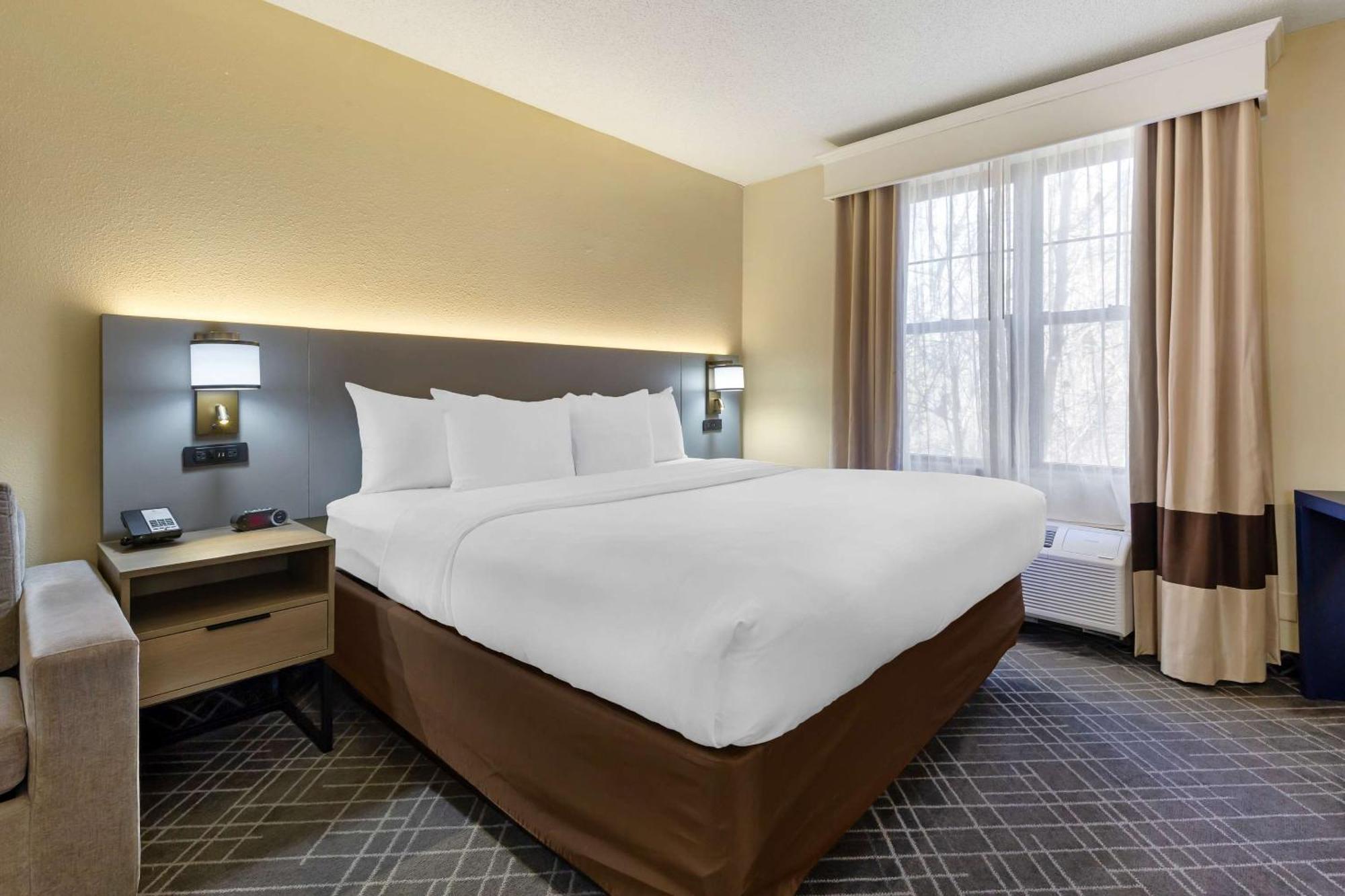 Comfort Suites Hanes Mall Winston-Salem Bagian luar foto